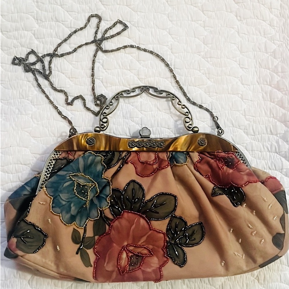Vintage floral beaded purse